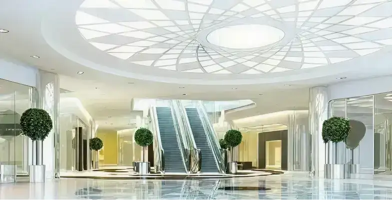 CleaniBot C5 im Einkaufscenter
